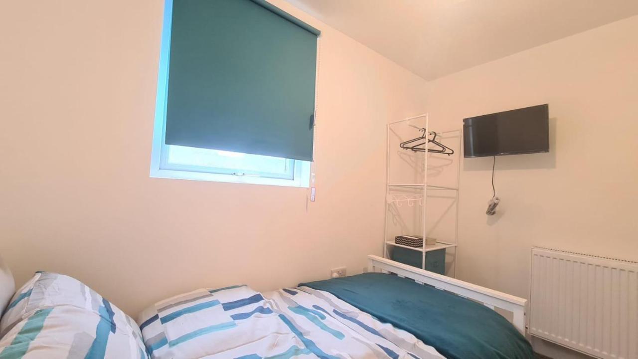 Cosy Single Room In Manor Park London Exterior photo